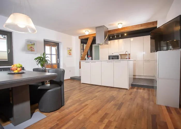 Apartment Rosenweg Fuegen